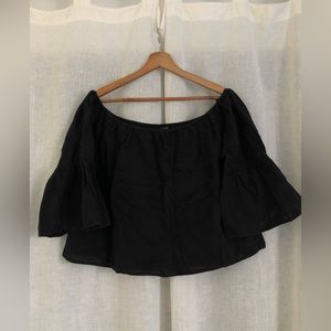 CUTE crop wide 3/4 sleeve black textured buffalo off the shoulder top